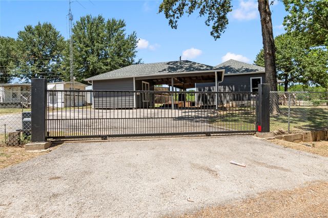 109 Bayview Street, Gun Barrel City, TX 75156