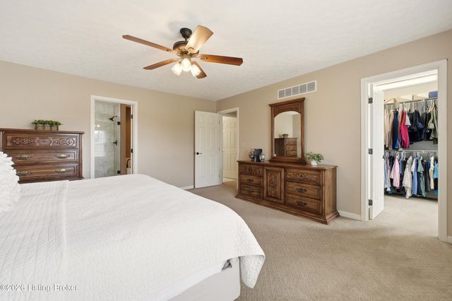 3419 Brookhollow Dr, Louisville, KY 40220