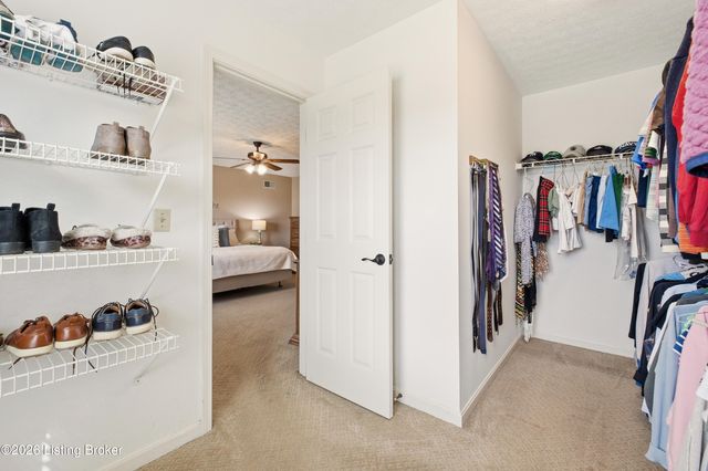 3419 Brookhollow Dr, Louisville, KY 40220