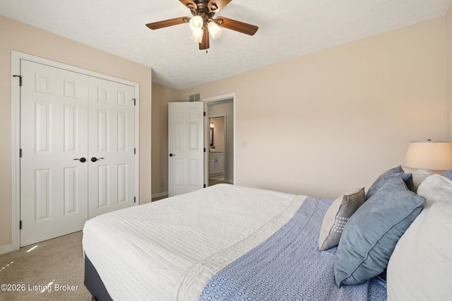 3419 Brookhollow Dr, Louisville, KY 40220