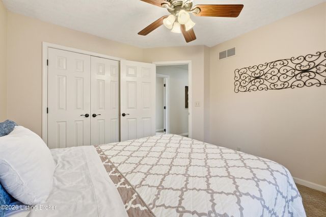 3419 Brookhollow Dr, Louisville, KY 40220