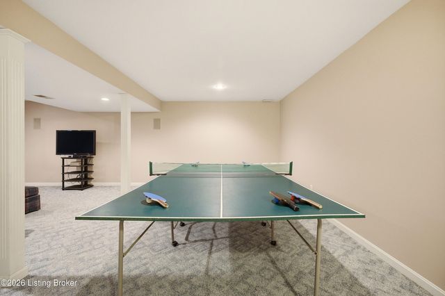 3419 Brookhollow Dr, Louisville, KY 40220