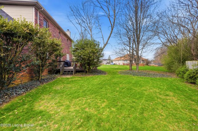 3419 Brookhollow Dr, Louisville, KY 40220