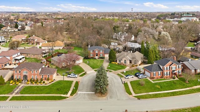 3419 Brookhollow Dr, Louisville, KY 40220