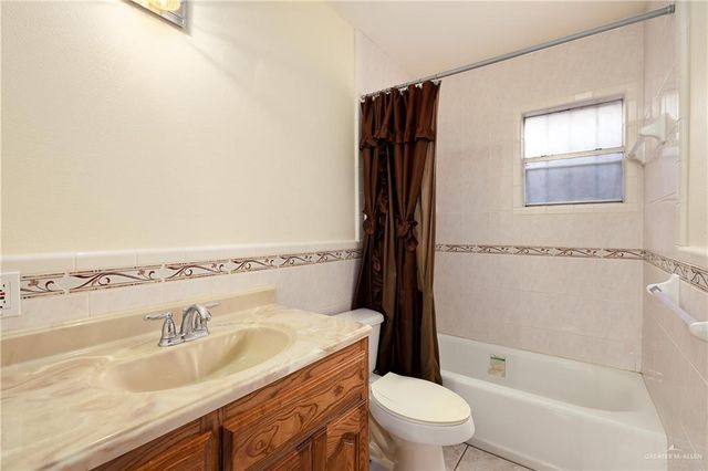217 E Van Week Street, Edinburg, TX 78541