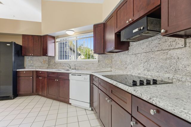 9306 Corner Oaks Lane, Houston, TX 77036