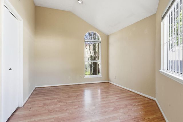 9306 Corner Oaks Lane, Houston, TX 77036