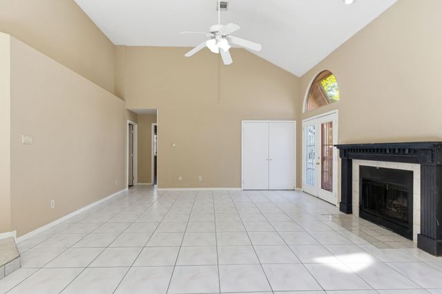 9306 Corner Oaks Lane, Houston, TX 77036