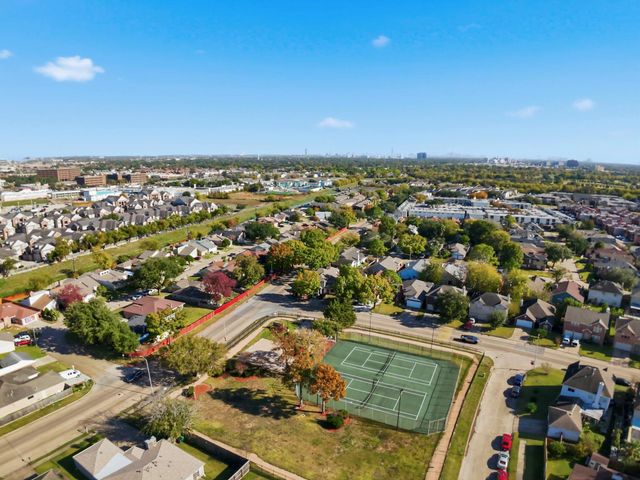 9306 Corner Oaks Lane, Houston, TX 77036