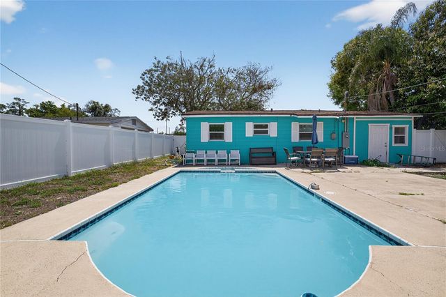 6749 81ST AVENUE N, Pinellas Park, FL 33781