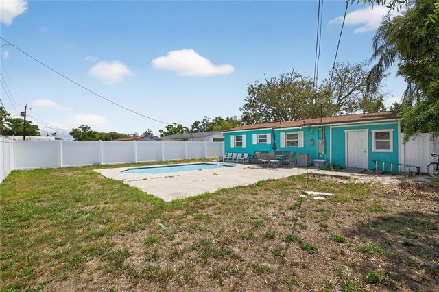 6749 81ST AVENUE N, Pinellas Park, FL 33781