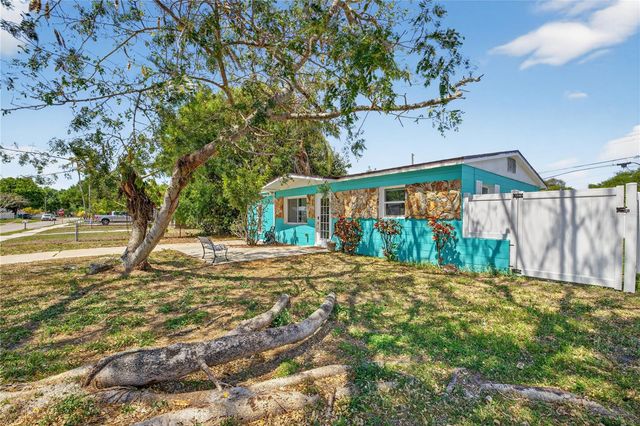 6749 81ST AVENUE N, Pinellas Park, FL 33781