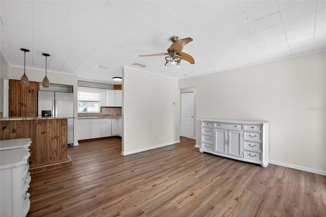 6749 81ST AVENUE N, Pinellas Park, FL 33781