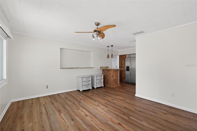 6749 81ST AVENUE N, Pinellas Park, FL 33781