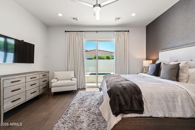 3927 E CRITTENDEN Lane, Phoenix, AZ 85018