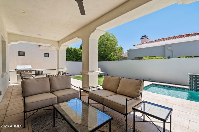 3927 E CRITTENDEN Lane, Phoenix, AZ 85018