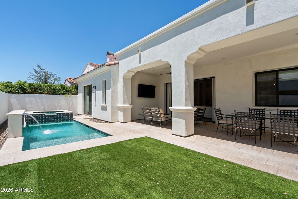 3927 E CRITTENDEN Lane, Phoenix, AZ 85018 — photo 3