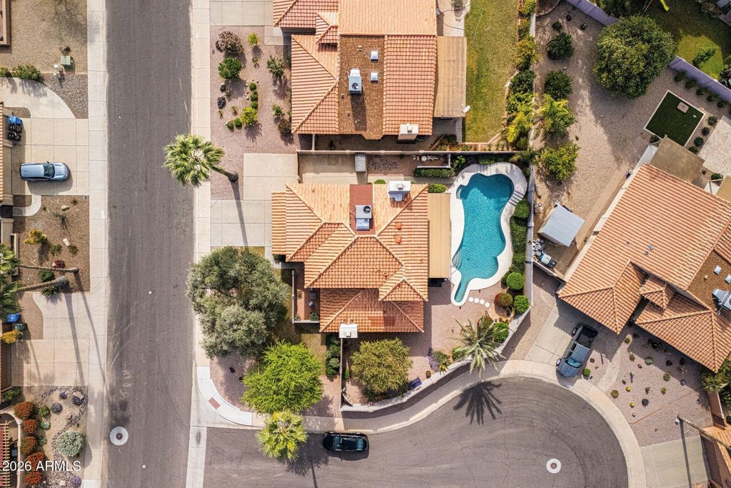 Image 1 of property listing at 5444 E KINGS Avenue, Scottsdale, AZ 85254