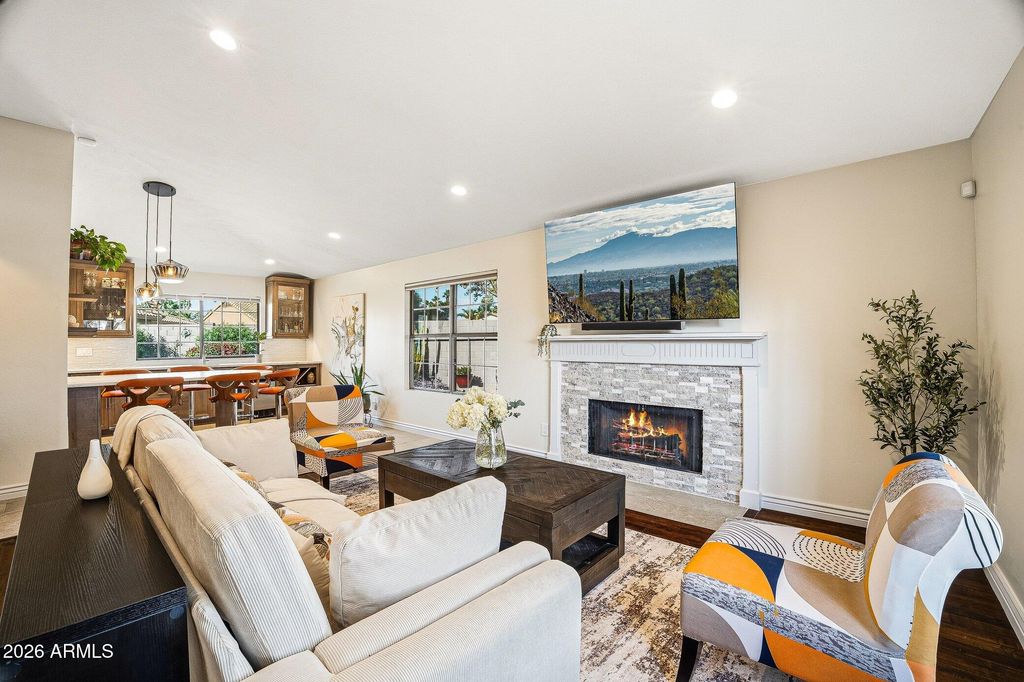 Image 12 of property listing at 5444 E KINGS Avenue, Scottsdale, AZ 85254