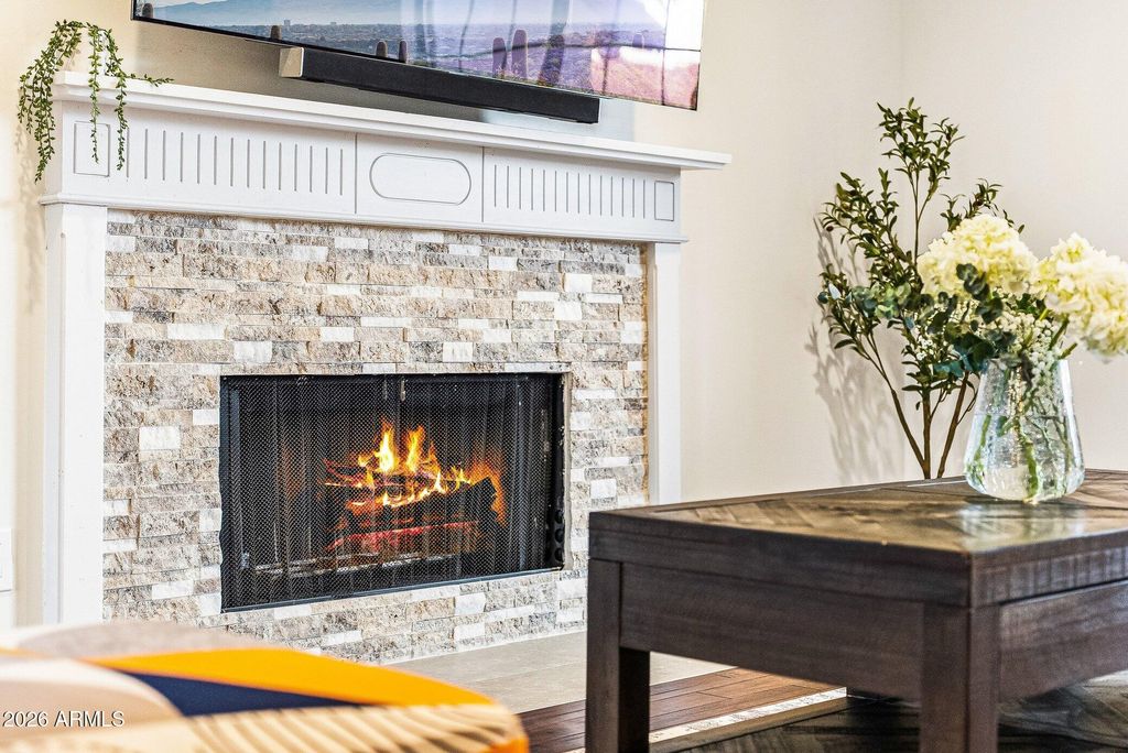 Image 13 of property listing at 5444 E KINGS Avenue, Scottsdale, AZ 85254