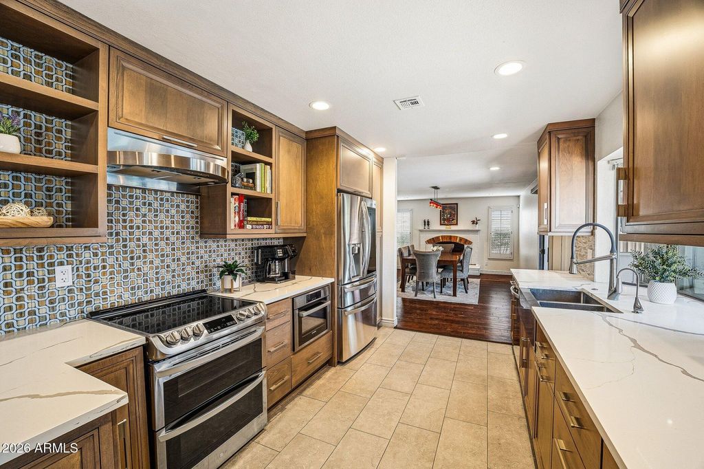 Image 19 of property listing at 5444 E KINGS Avenue, Scottsdale, AZ 85254