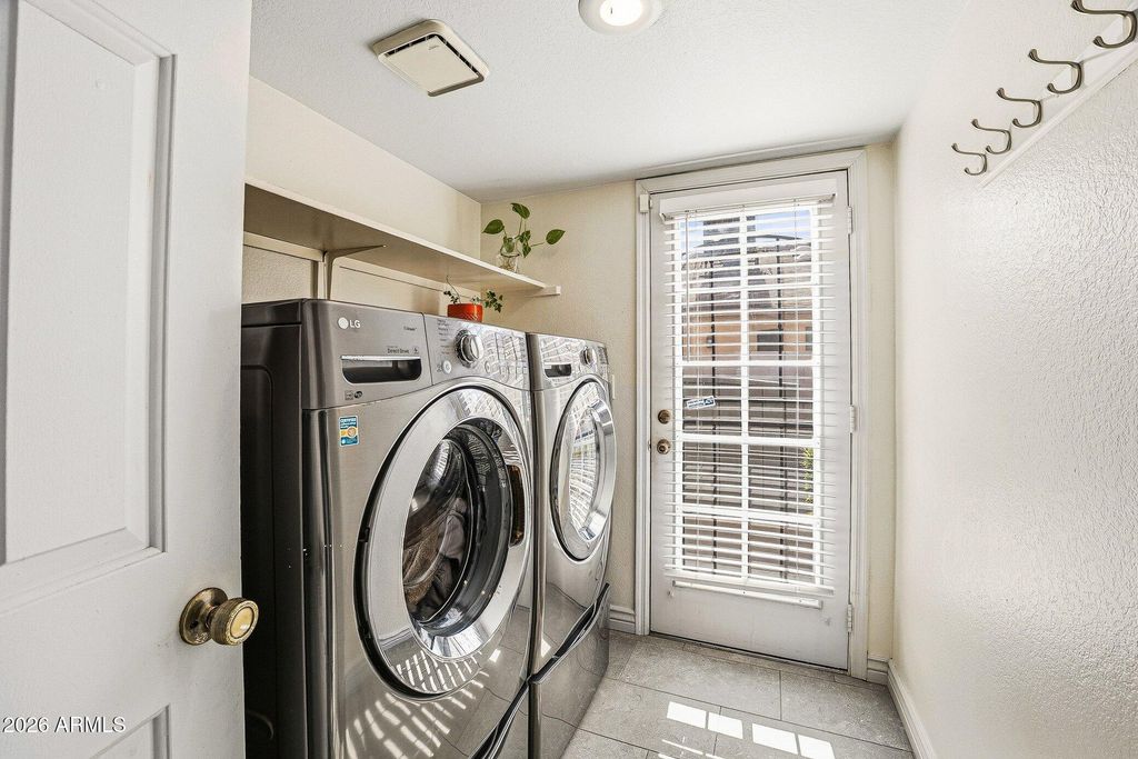 Image 35 of property listing at 5444 E KINGS Avenue, Scottsdale, AZ 85254