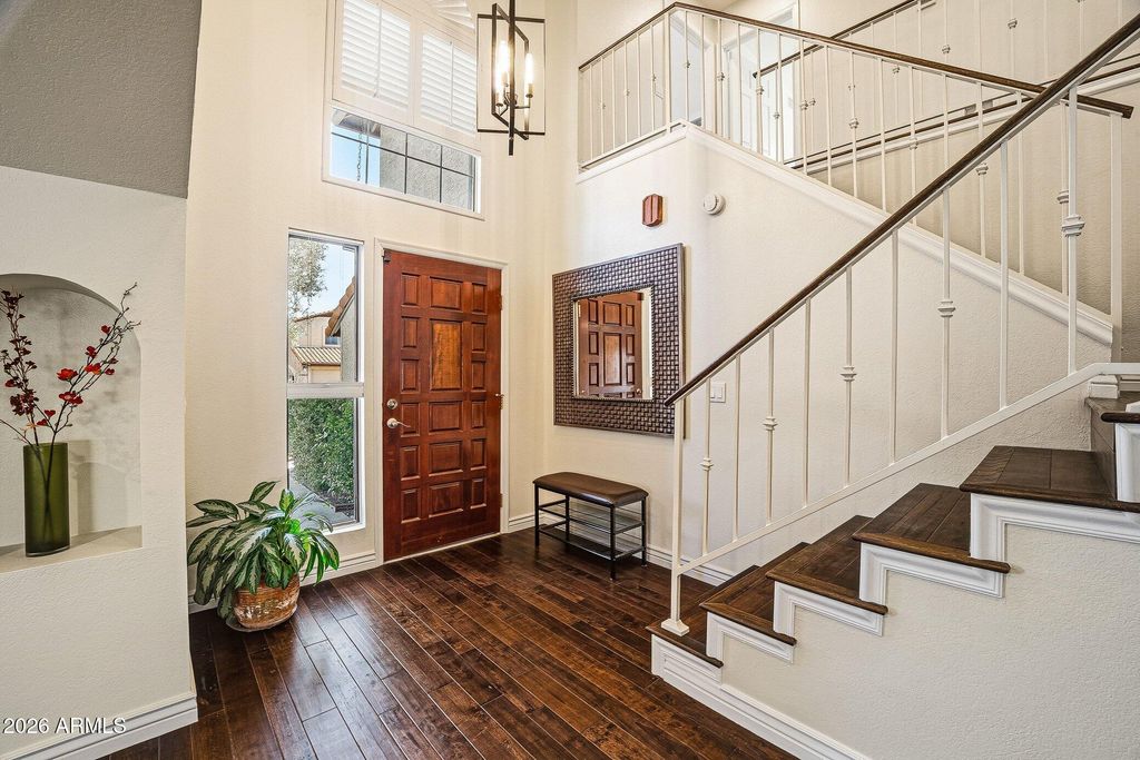 Image 8 of property listing at 5444 E KINGS Avenue, Scottsdale, AZ 85254