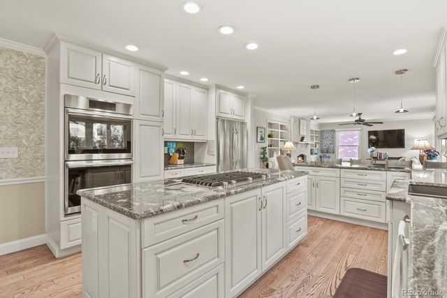 5301 S Garland Way, Littleton, CO 80123