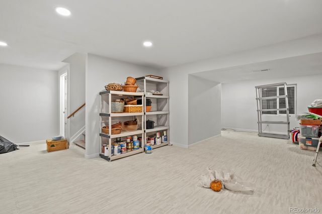 5301 S Garland Way, Littleton, CO 80123