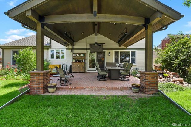 5301 S Garland Way, Littleton, CO 80123