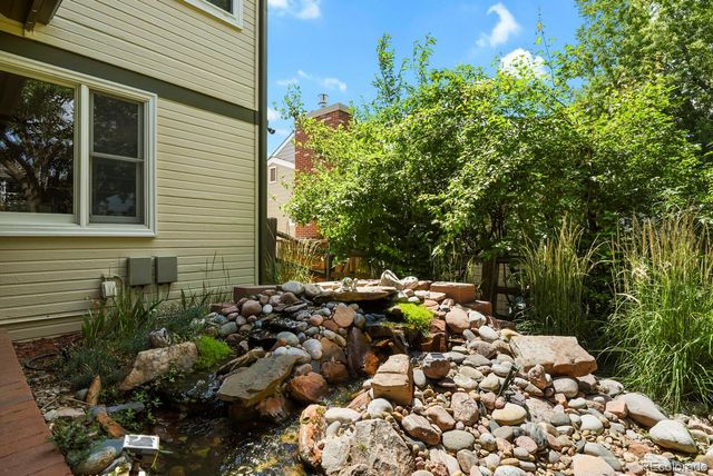 5301 S Garland Way, Littleton, CO 80123