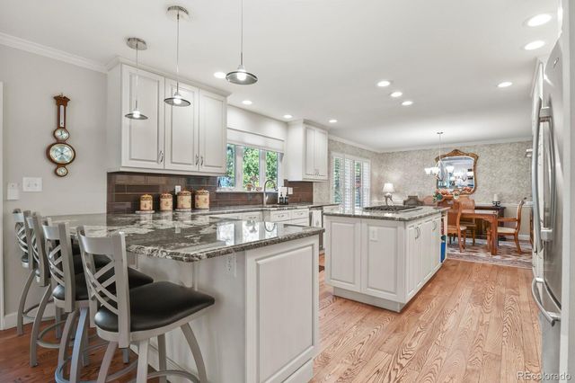 5301 S Garland Way, Littleton, CO 80123