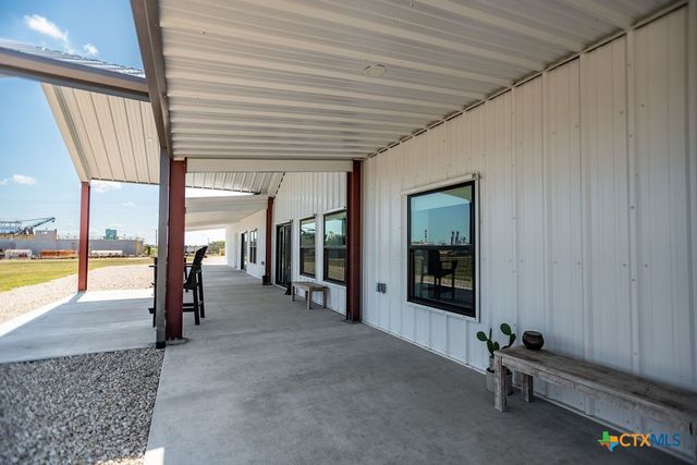 55 State Highway 316, Port Lavaca, TX 77979