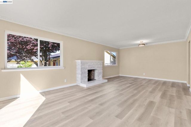 2950 Kelly St, Livermore, CA 94551