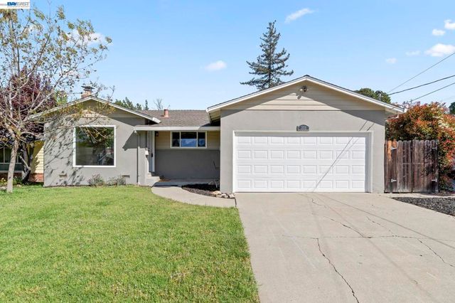 2950 Kelly St, Livermore, CA 94551