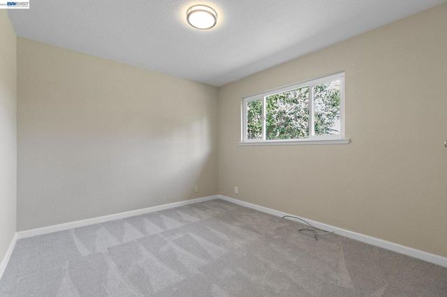 2950 Kelly St, Livermore, CA 94551