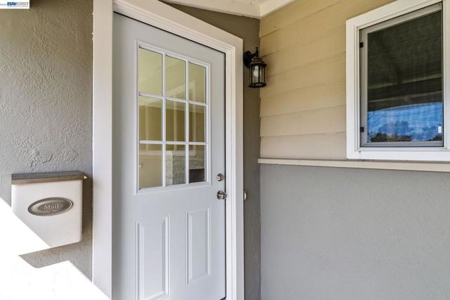 2950 Kelly St, Livermore, CA 94551