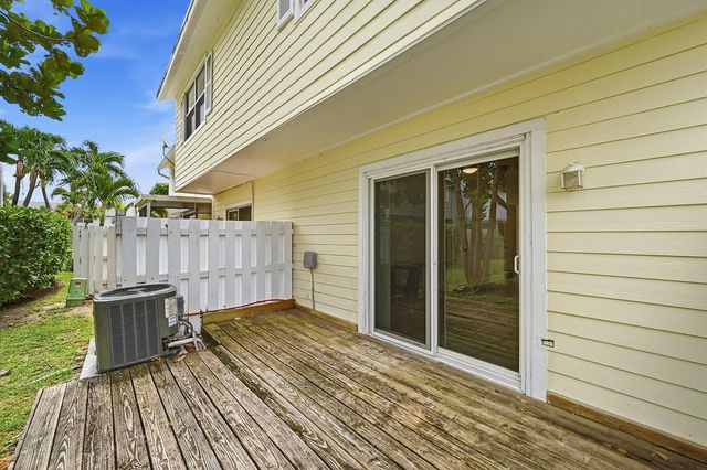 2627 NE 15th Street, Pompano Beach, FL 33062