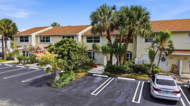 2627 NE 15th Street, Pompano Beach, FL 33062