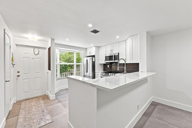 2627 NE 15th Street, Pompano Beach, FL 33062