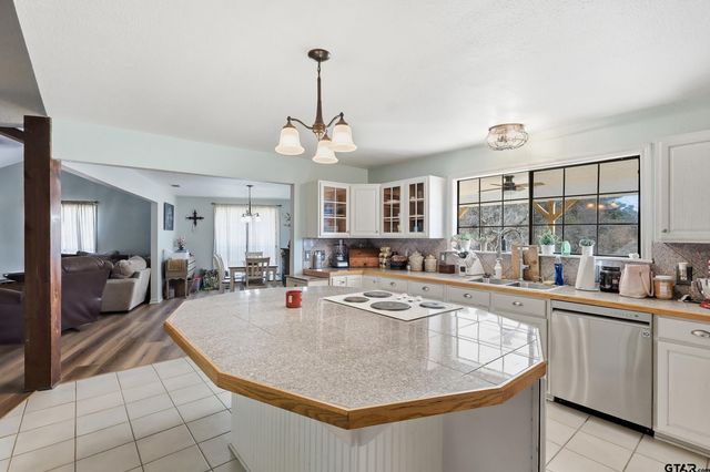 116 CR 3340, Cookville, TX 75558