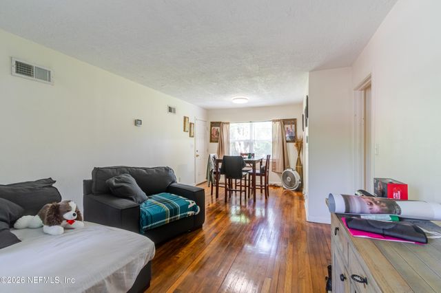 6501 MITFORD Road, Jacksonville, FL 32210