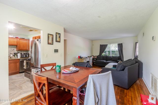 6501 MITFORD Road, Jacksonville, FL 32210