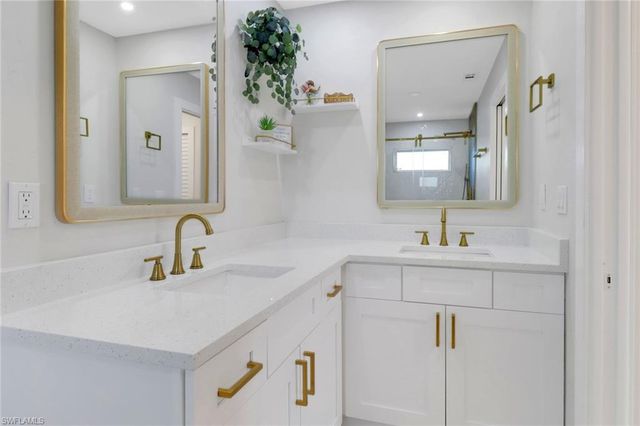 814 Victoria DR, Cape Coral, FL 33904