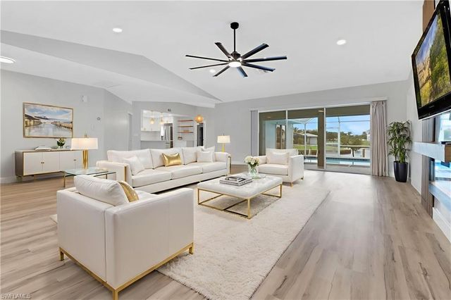 814 Victoria DR, Cape Coral, FL 33904