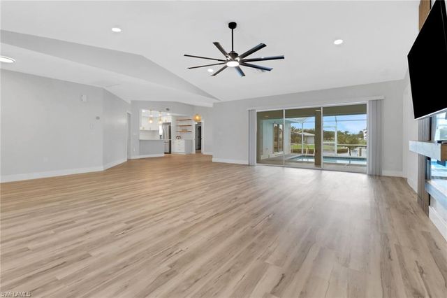 814 Victoria DR, Cape Coral, FL 33904