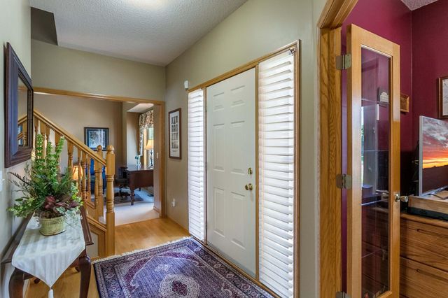 3895 Arlington Drive, Woodbury, MN 55129