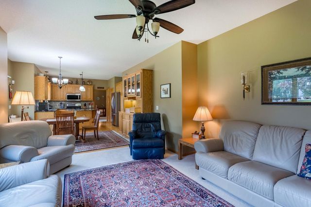 3895 Arlington Drive, Woodbury, MN 55129