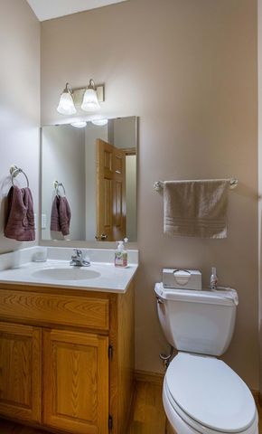 3895 Arlington Drive, Woodbury, MN 55129