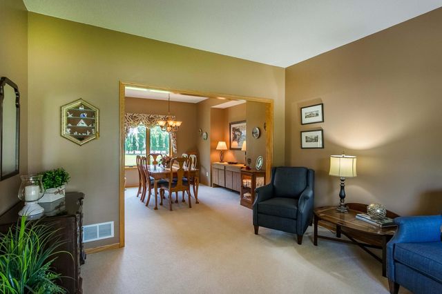 3895 Arlington Drive, Woodbury, MN 55129